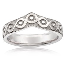 Rustic Knot Contoured Wedding Band - top view